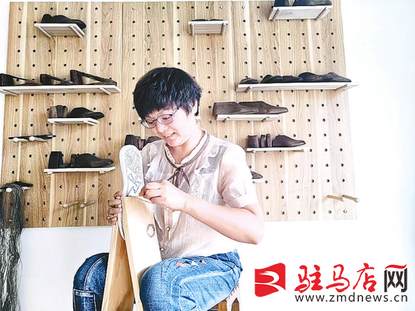 遗每一双都卓尔“布”凡AG真人网足尖上的非